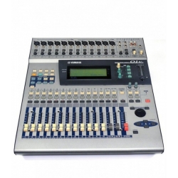 Yamaha Pro Audio 01V